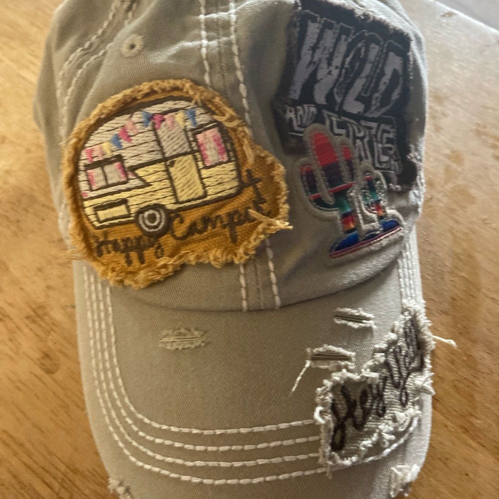 Kbethos Vintage  cap wild and free